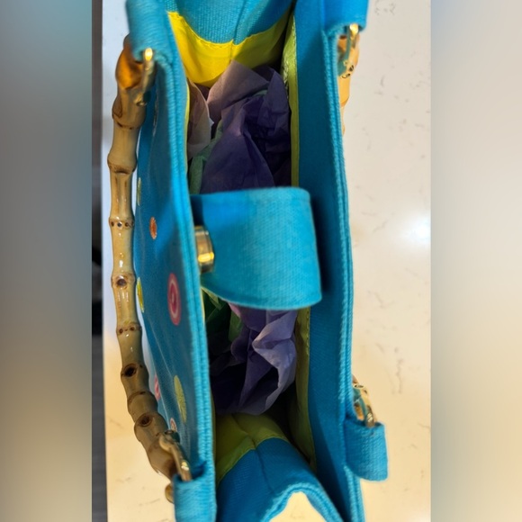 Tianni Bamboo Handle Vibrant Blue and Yellow Tote with Playful Design - Picture 7 of 10